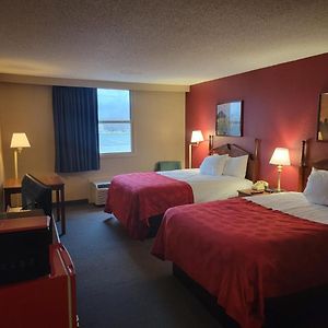 4 Double Beds Mobility Accessible Adjoining Suite Non-Smoking